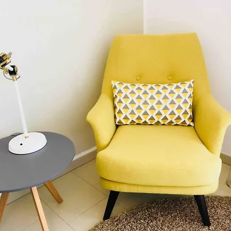 Retro Chic 100m2 Flat, In Center With Terrace And Parking- 92 *